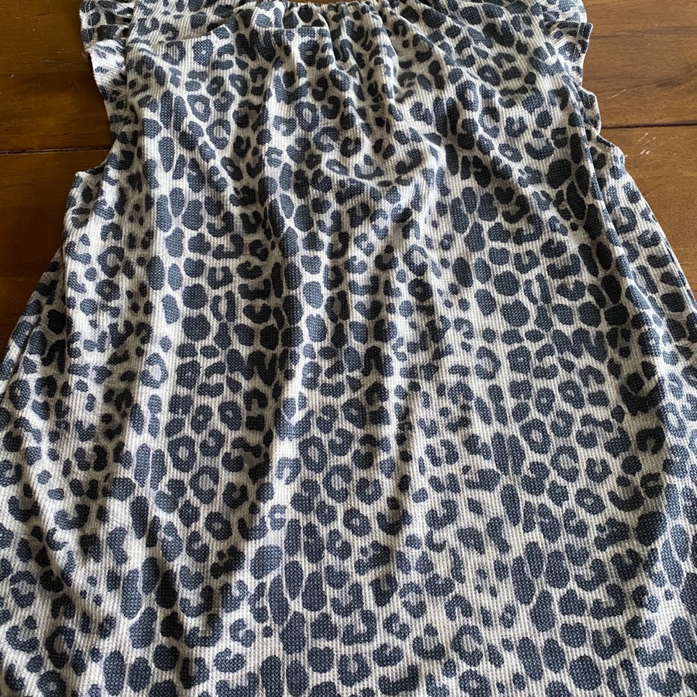 Leopard Top - Picture 3 of 3
